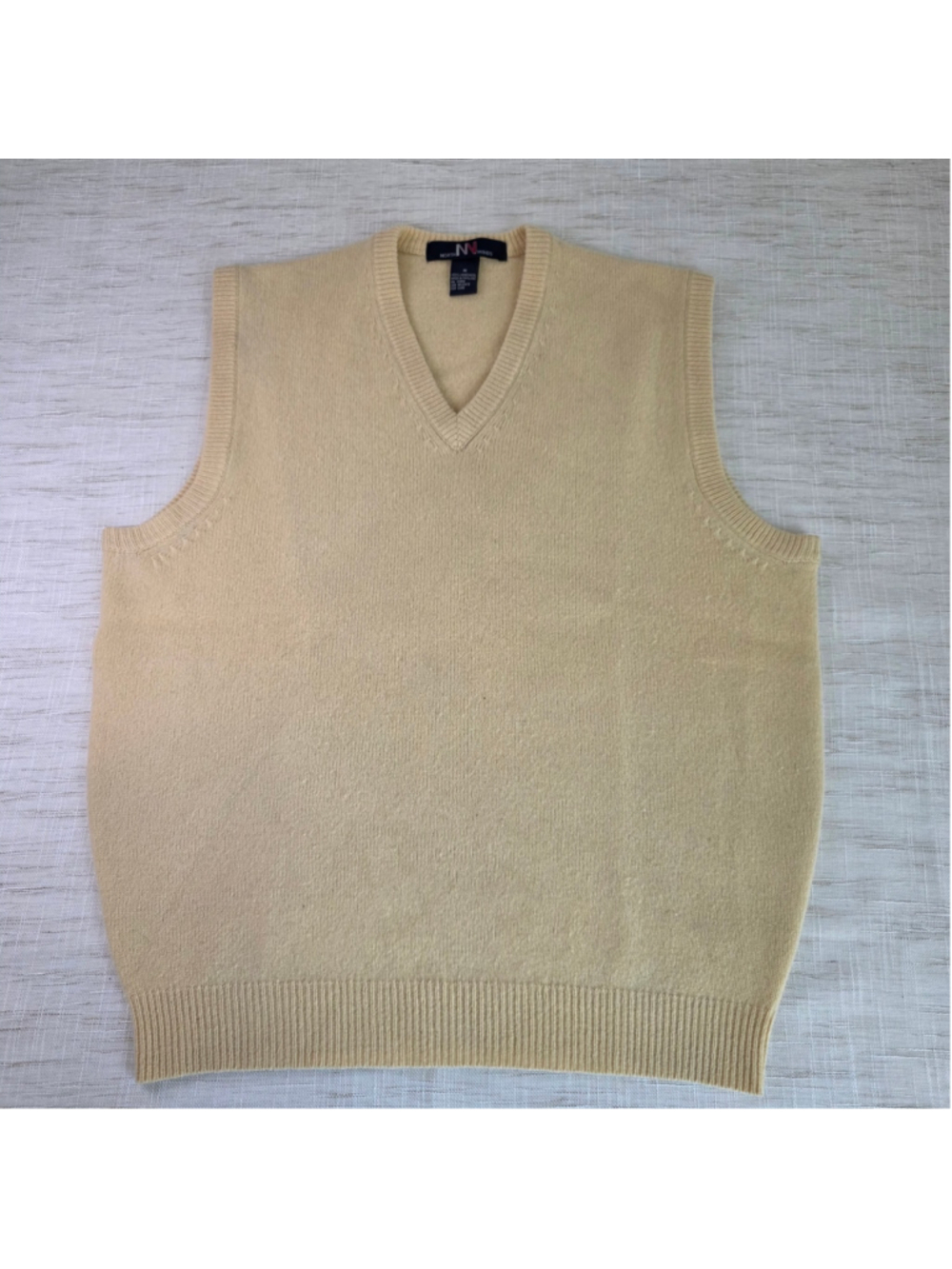Men's North Winds V-Neck Sweater Vest Beige Size M 100% Lambswool